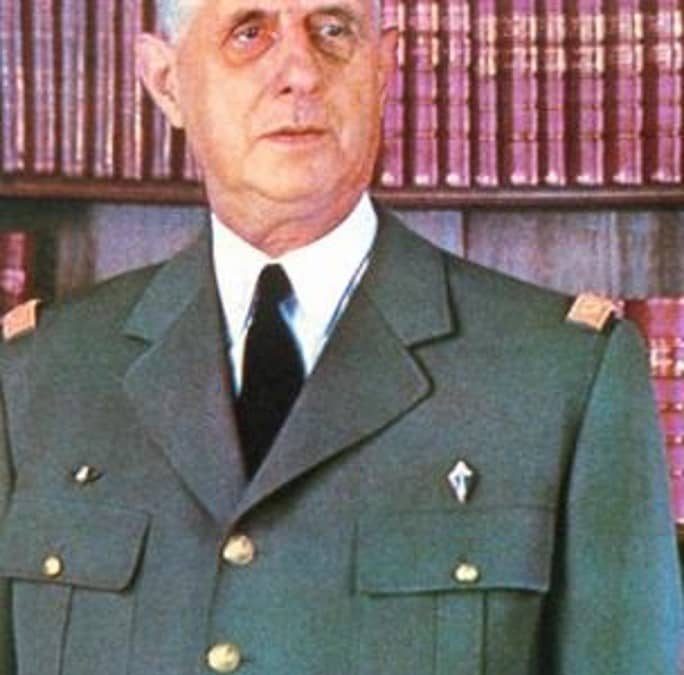 Saint-Mamert du Gard | De Gaulle mon cousin